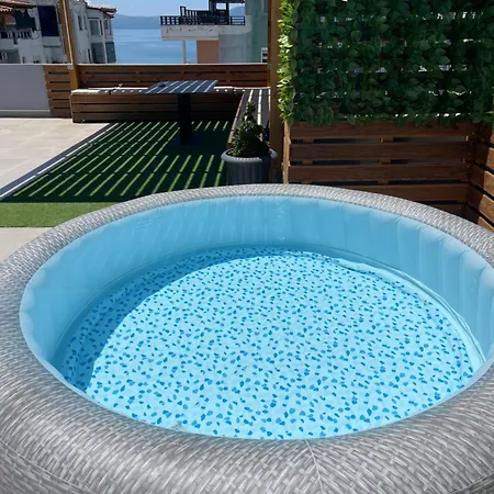 アパート Luxury Rooftop Vlorë
