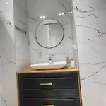 Luxury Rooftop Apartament Wlora