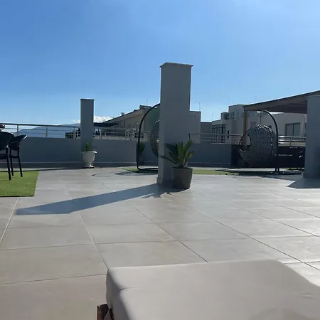 Luxury Rooftop Apartmán