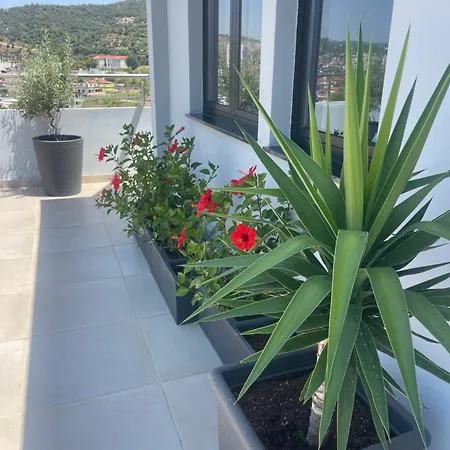 Luxury Rooftop *