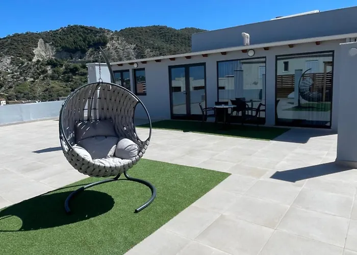 Luxury Rooftop * Vlorë