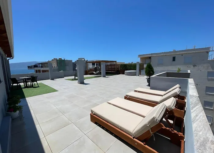 Luxury Rooftop 公寓 *