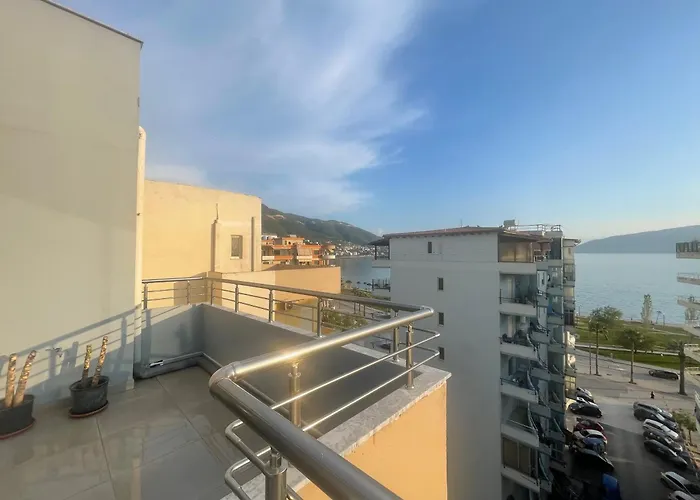 Luxury Rooftop * Vlorë